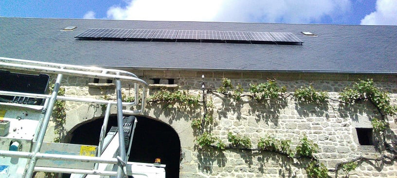 Maintenance de panneaux solaires sur toiture